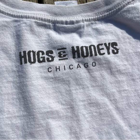 “I Rode The Bull” Hogs & Honeys Chicago White Graphic Tee Shirt Size XL - Picture 4 of 8